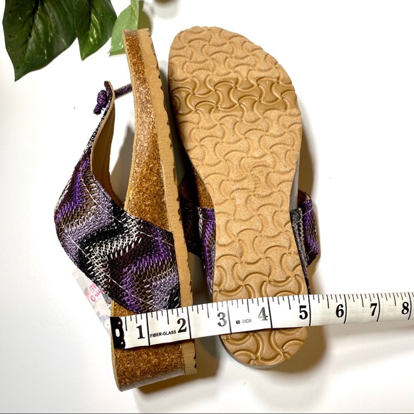 Mukluks Sandals - Picture 6 of 7